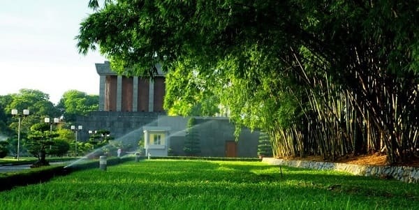 Lăng Bác Lăng Bác