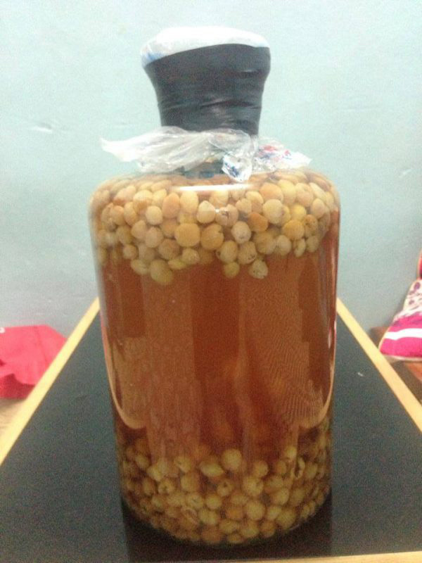 Cách ngâm rượu vải tươi Cách ngâm rượu vải tươi