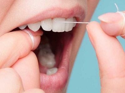 Cách dùng chỉ nha khoa đúng cách để bảo vệ răng, nướu