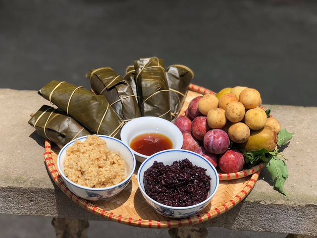 Ngày Tết Đoan Ngọ ăn gì?