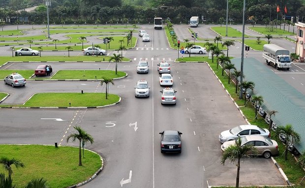 Bằng B1 lái xe gì?