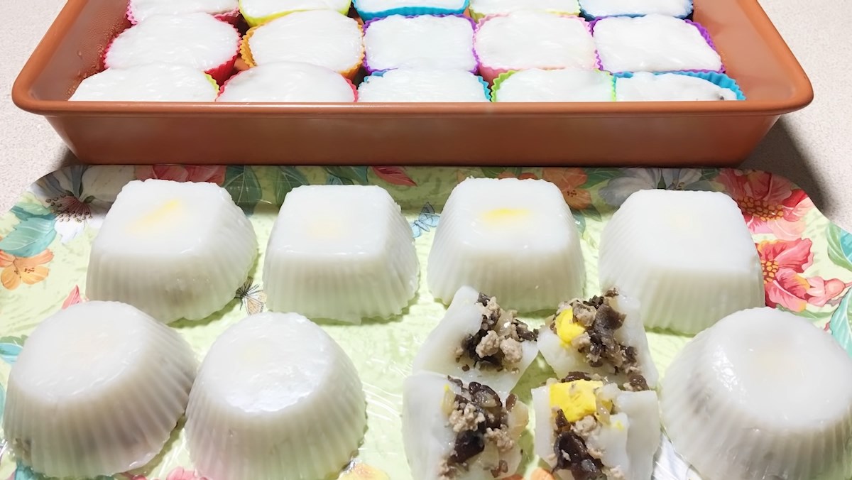 Cách làm bánh giò tại nhà không cần lá chuối khá dễ