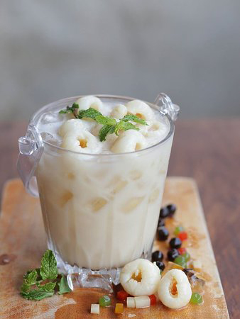 Cách làm trà sữa vải thơm ngon, chuẩn vị