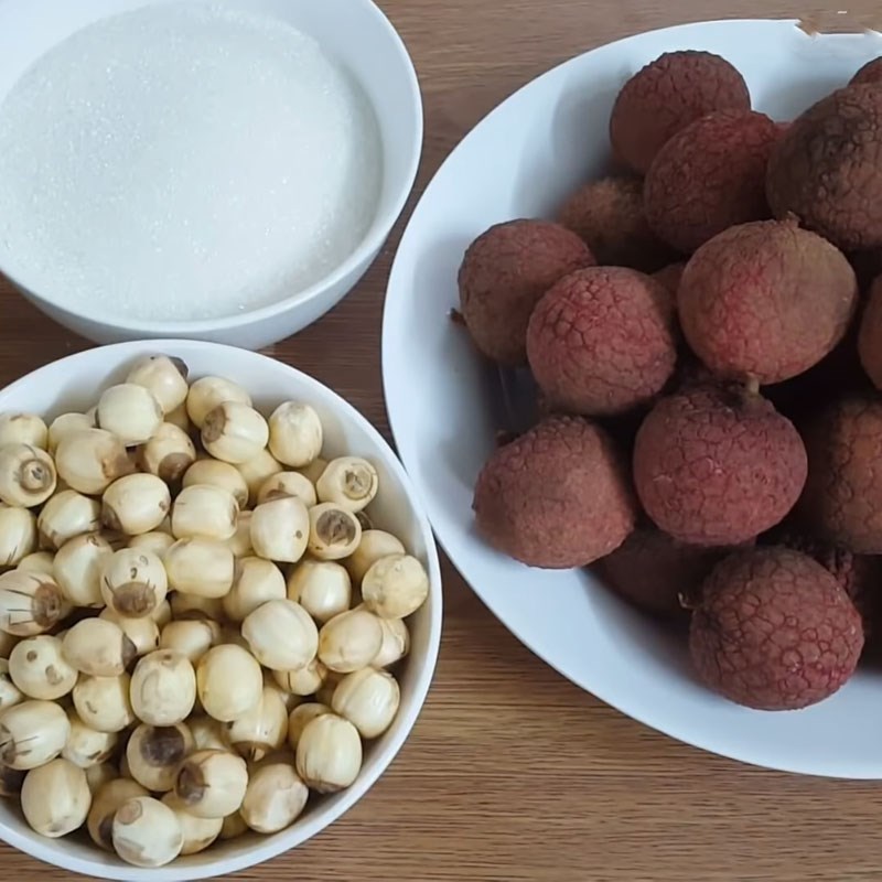 Cách nấu chè vải hạt sen thơm ngon ngay tại nhà Cách nấu chè vải hạt sen thơm ngon ngay tại nhà