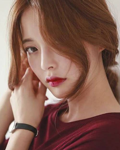 Kiểu tóc 2 mái nữ cột 5 Kiểu tóc 2 mái nữ cột 5