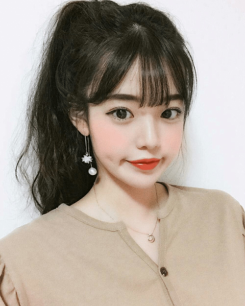 Tóc mái thưa buộc cao 2 Tóc mái thưa buộc cao 2