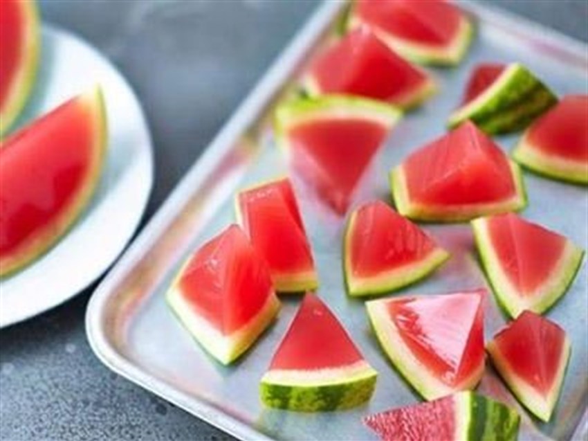 3 Cách làm thạch dưa hấu, rau câu dưa hấu mát lạnh giải nhiệt mùa hè