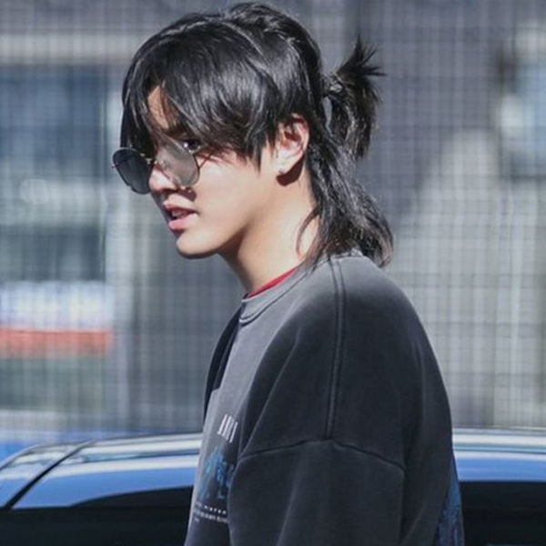 Kiểu tóc nam buộc để mái