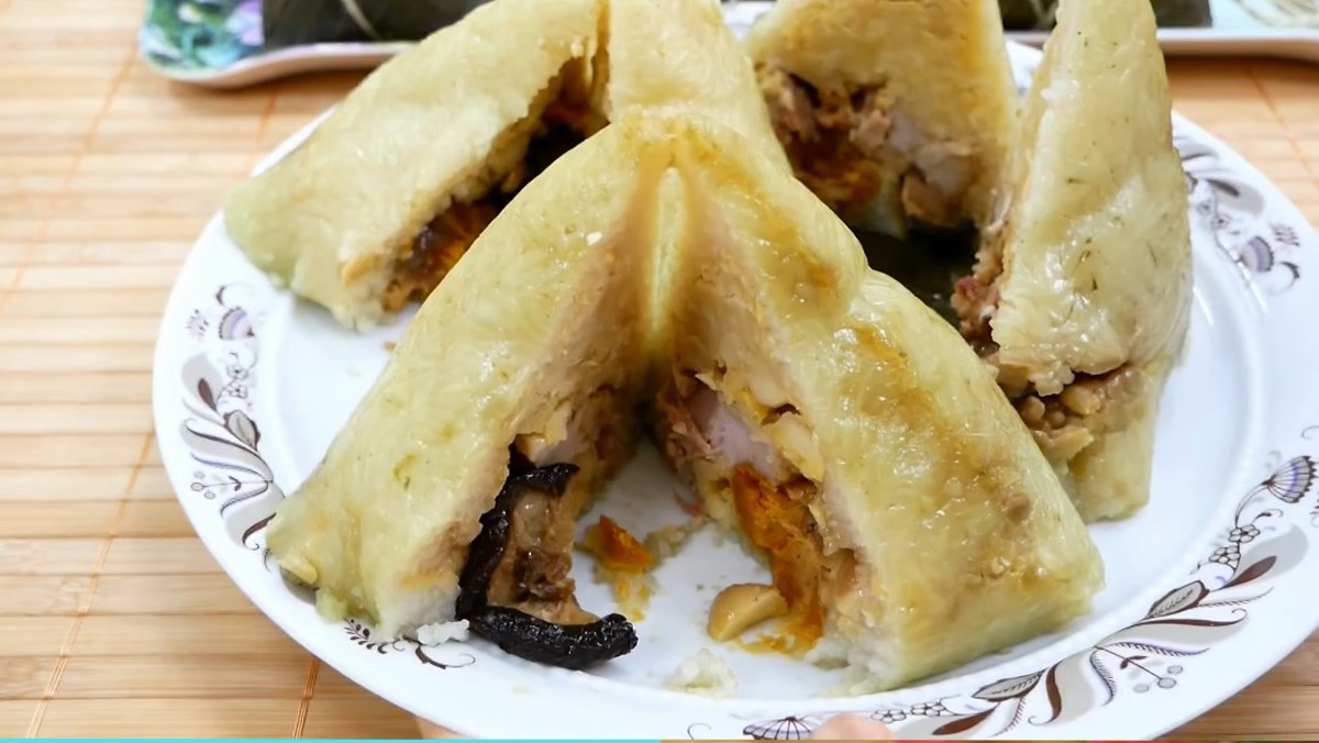 Cách làm bánh ú trạng chóp