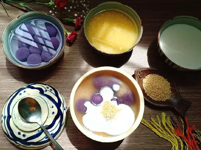 Cách làm chè khoai dẻo đậu xanh