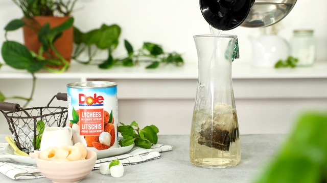 Cách làm trà thạch vải Highlands ngay tại nhà Cách làm trà thạch vải Highlands ngay tại nhà