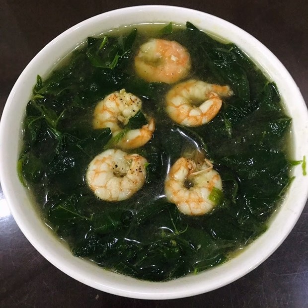 Cách nấu canh rau ngót với tôm Cách nấu canh rau ngót với tôm