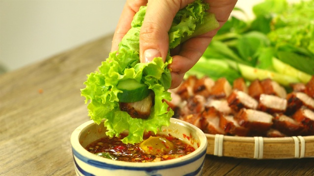 Cách làm thịt ba chỉ phơi một nắng thơm ngon Cách làm thịt ba chỉ phơi một nắng thơm ngon