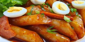 Cách làm tokbokki cay bằng bánh tráng đơn giản tại nhà