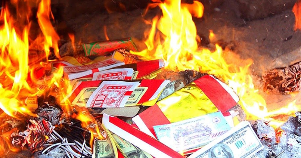 Đốt vàng mã rằm tháng 7 như thế nào cho đúng?