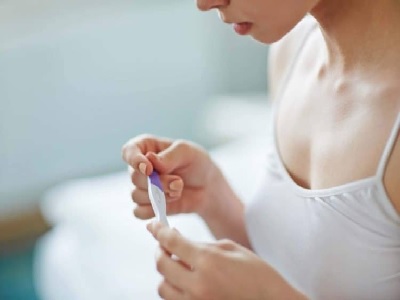 Hướng dẫn cách dùng que thử thai tại nhà chính xác