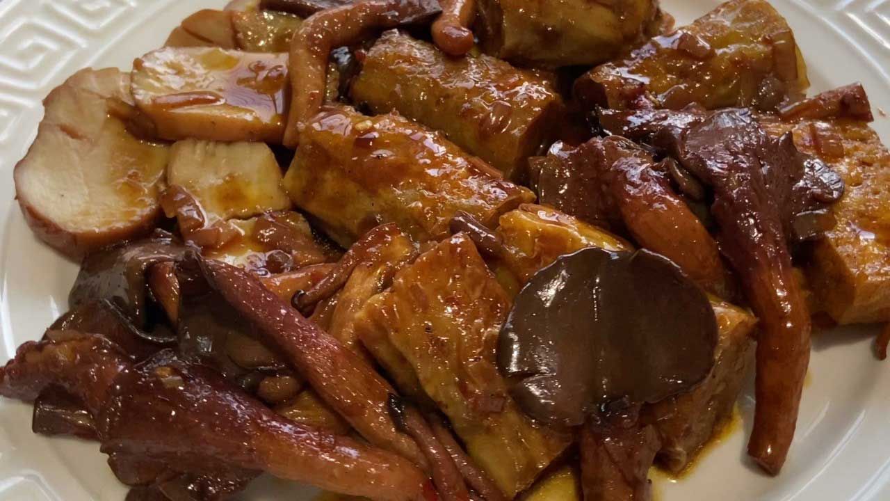 Hướng dẫn cách làm phá lấu ruột non chay đơn giản