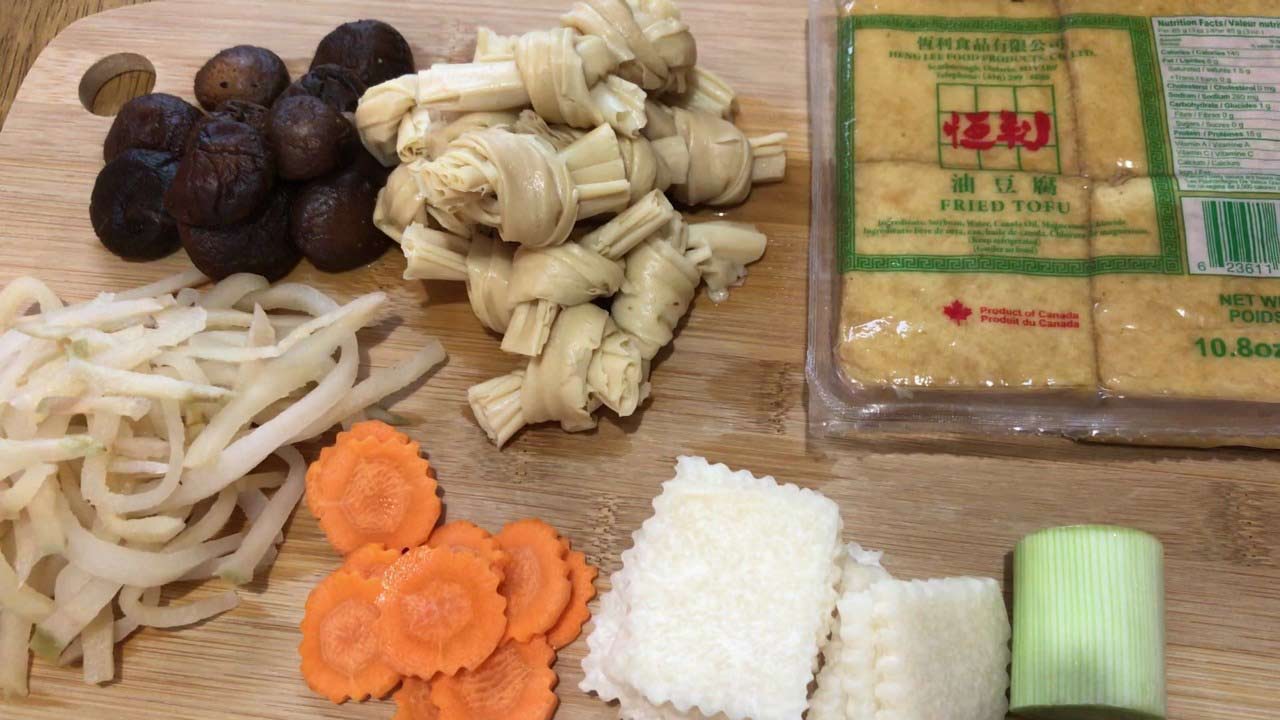 Nguyên liệu nấu hủ tiếu chay Nguyên liệu nấu hủ tiếu chay