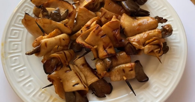 Cách làm mực chay nướng sa tế