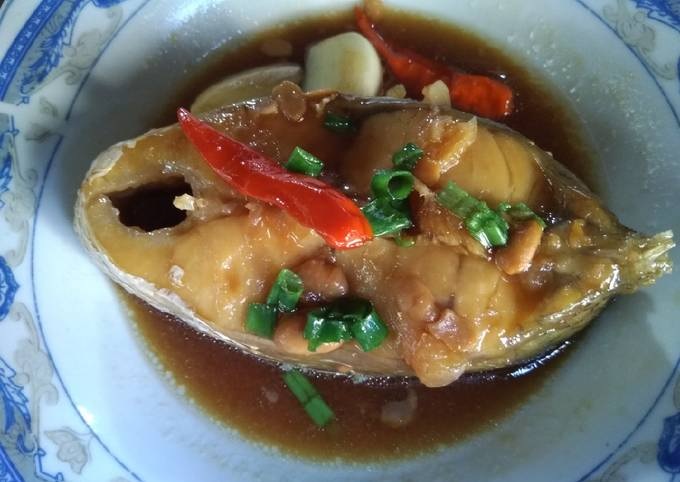 Cá chẽm kho tương Cá chẽm kho tương