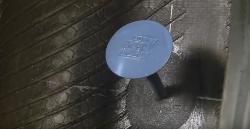 Cách vá lốp xe ô tô không săm