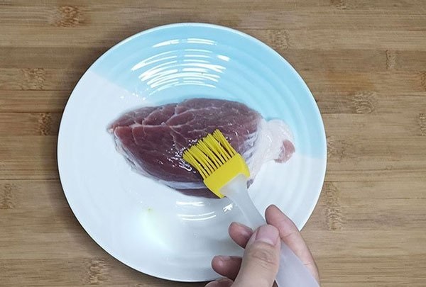 Cách bảo quản thịt lợn sống trong tủ lạnh