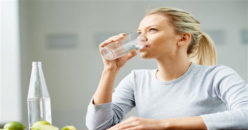 Uống nhiều nước có giảm cân không? Cách uống nước giảm cân có hiệu quả?