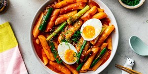 Cách làm bánh gạo tokbokki từ cơm nguội cực đơn giản tại nhà