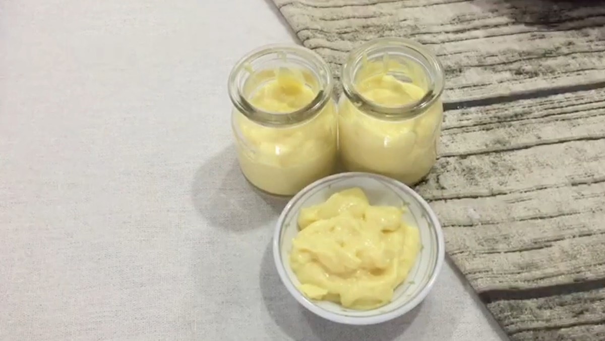 Cách làm váng sữa từ trứng gà Cách làm váng sữa từ trứng gà