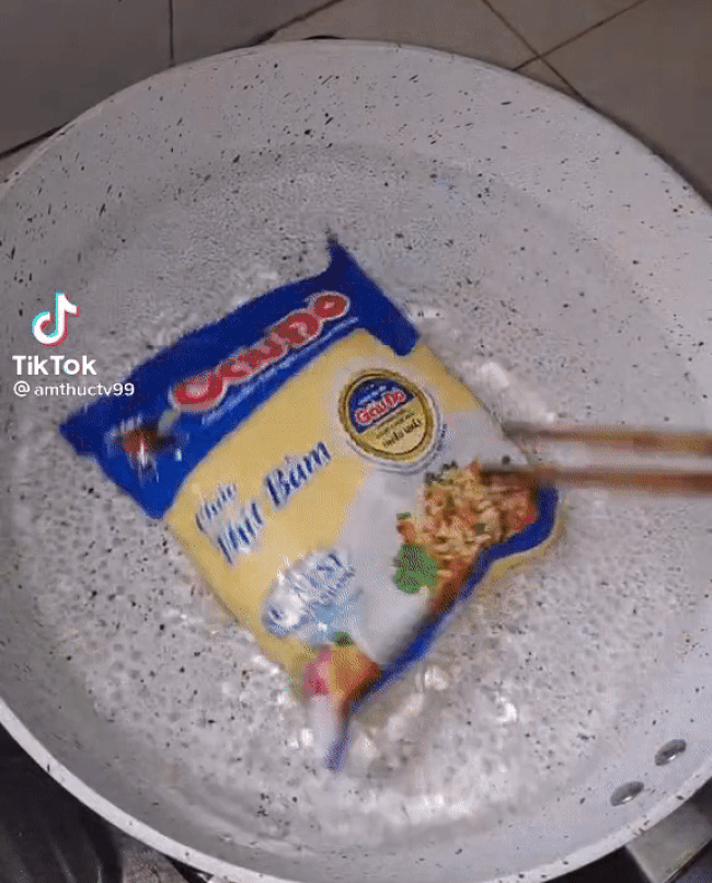 Cách làm cháo viên chiên từ cháo ăn liền Cách làm cháo viên chiên từ cháo ăn liền