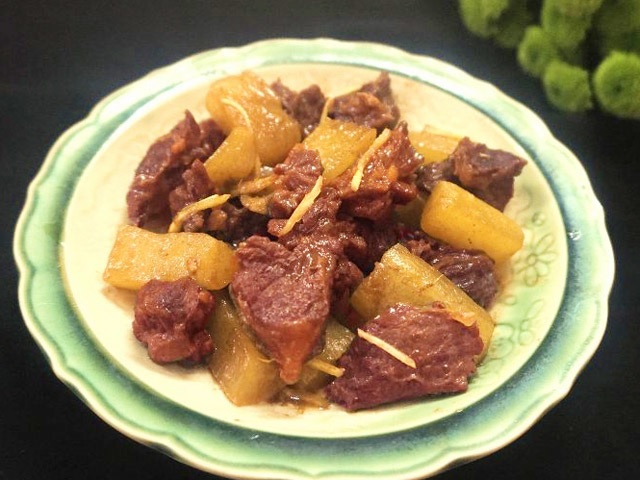 Củ cải trắng kho thịt bò Củ cải trắng kho thịt bò