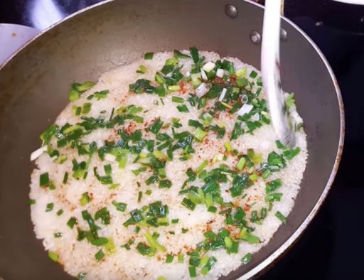 Cách làm cơm cháy từ cơm nguội Cách làm cơm cháy từ cơm nguội