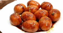 2 Cách làm trứng kho nước mắm, nước tương siêu ngon mà đơn giản