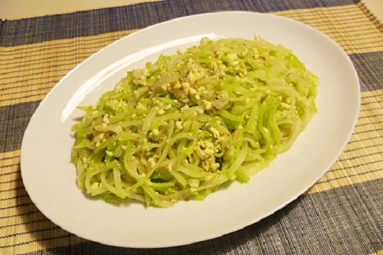 Cách làm su su xào trứng