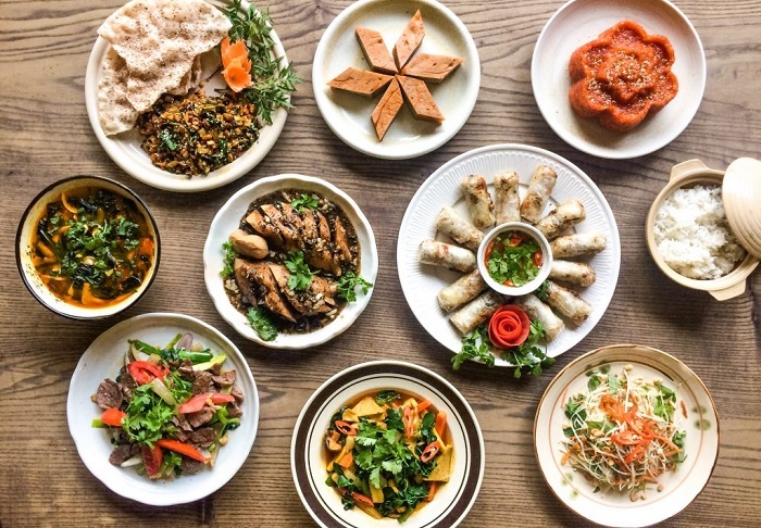 Mâm cơm chay cúng 100 ngày Mâm cơm chay cúng 100 ngày