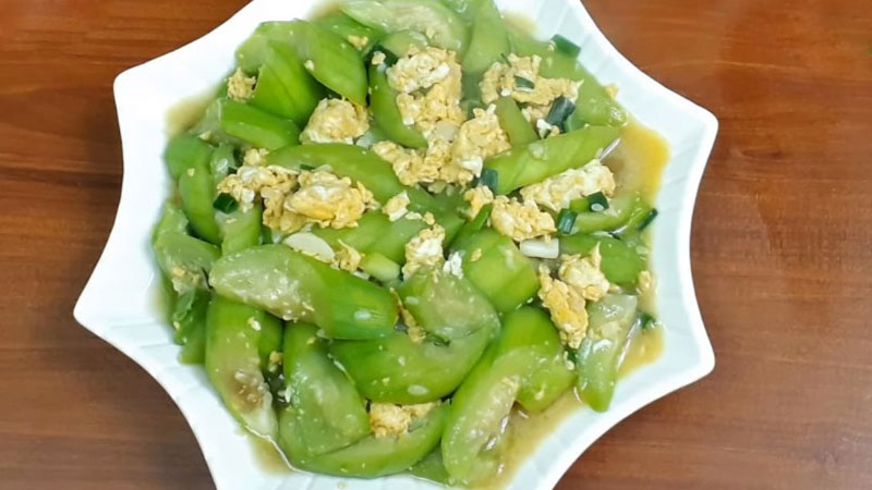 Thành phẩm món mướp xào trứng ngon, không thâm