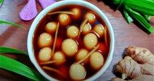 Cách nấu chè lủm chủm (chè ỉ, chè ỷ) bằng bột năng, bột nếp ngon