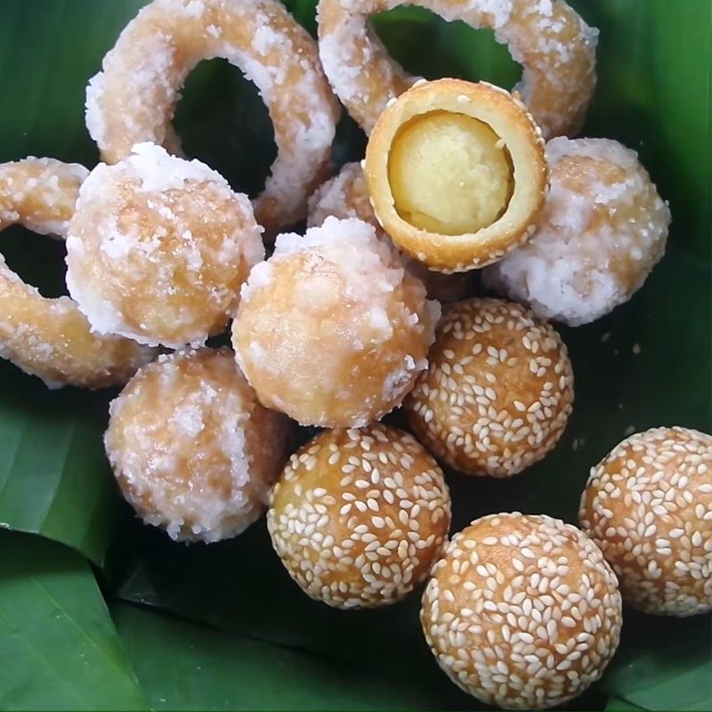 Bánh cam bánh còng phủ đường mè