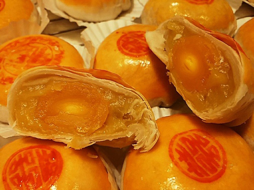 Hướng dẫn cách làm bánh pía đơn giản Hướng dẫn cách làm bánh pía đơn giản