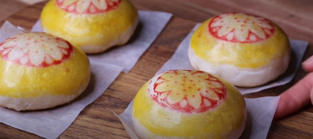 Cách làm bánh pía không cần lò nướng, không nhồi bột