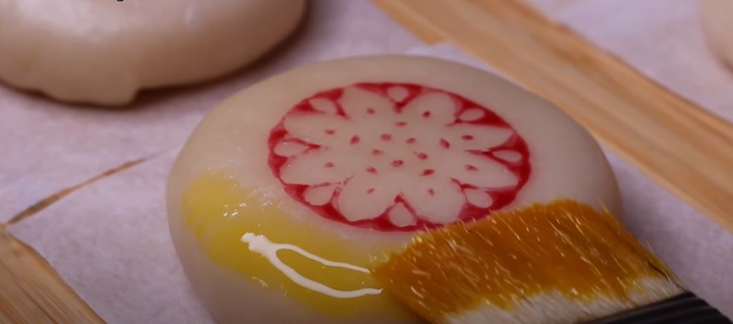 Trang trí bánh pía