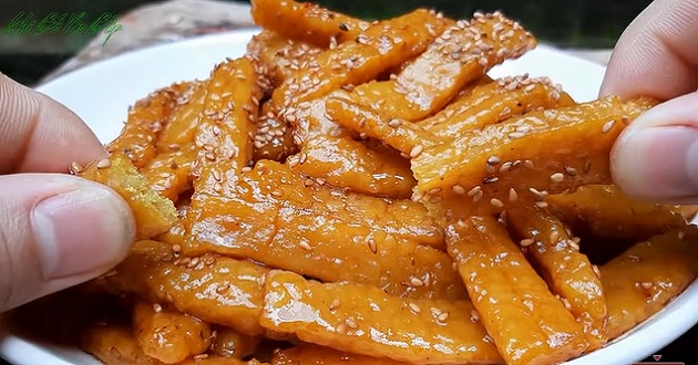 Cách làm que cay từ cơm nguội Cách làm que cay từ cơm nguội