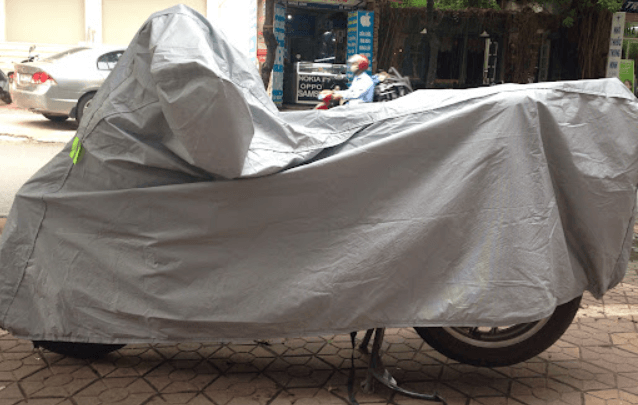 Cần che đậy xe để bảo quản xe máy khi không sử dụng