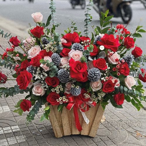 Lẵng hoa hồng đỏ