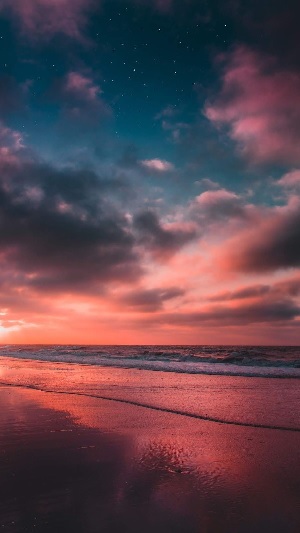 Hình nền hoàng hôn trên biển thơ mộng Hình nền hoàng hôn trên biển thơ mộng