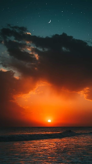Hình nền hoàng hôn trên biển thơ mộng Hình nền hoàng hôn trên biển thơ mộng
