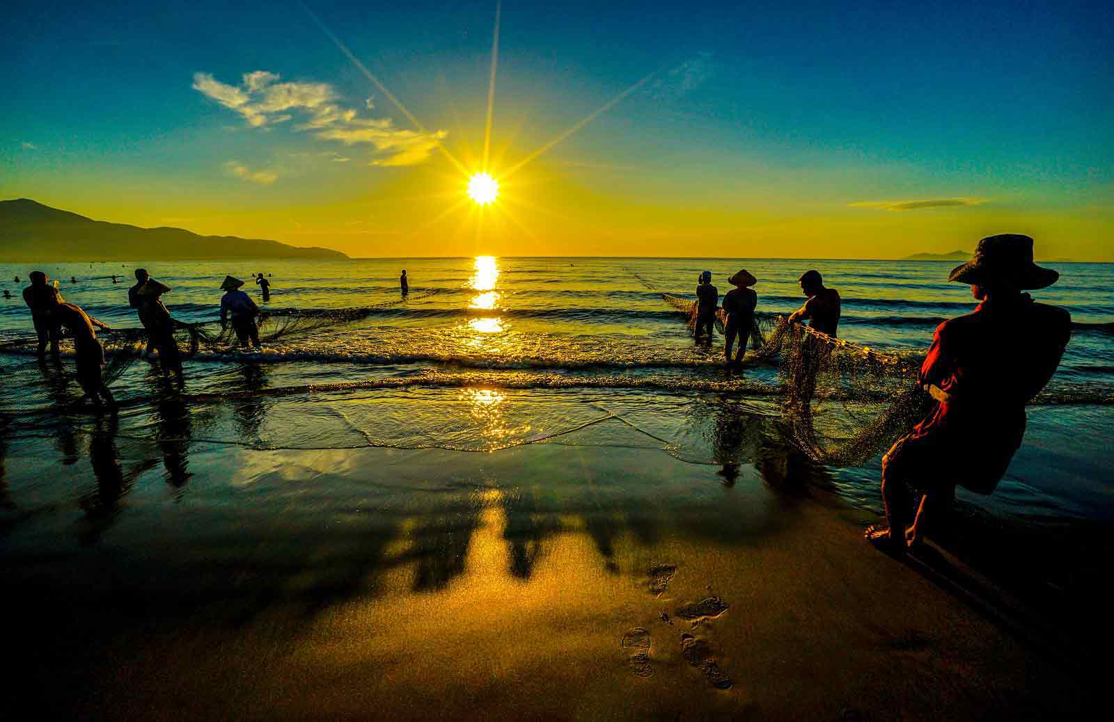 Hình ảnh đón bình minh trên núi, ảnh bình minh trên biển 4 Hình ảnh đón bình minh trên núi, ảnh bình minh trên biển 4