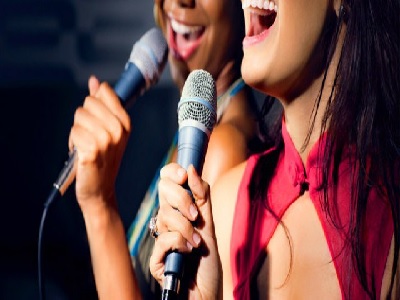 Những bài hát karaoke hay dễ hát cho nữ, nam giọng yếu
