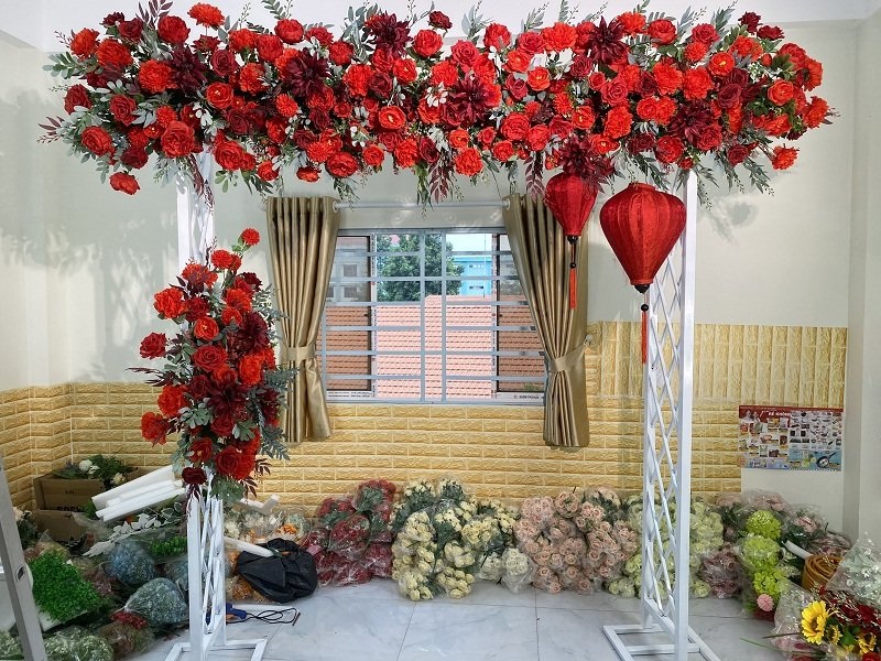 Mẫu cổng hoa đám cưới sang trọng 