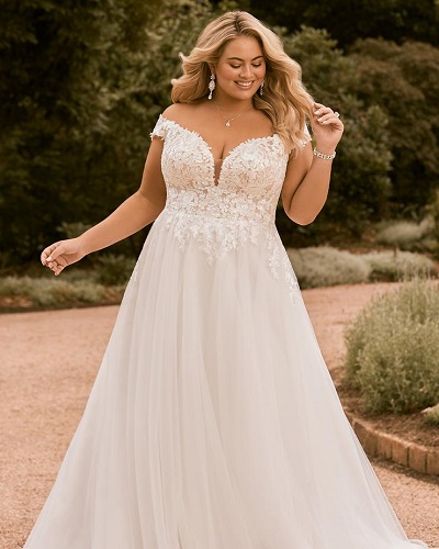 Hình ảnh cô dâu mặc váy cưới đẹp, lấp lánh Hình ảnh cô dâu mặc váy cưới đẹp, lấp lánh